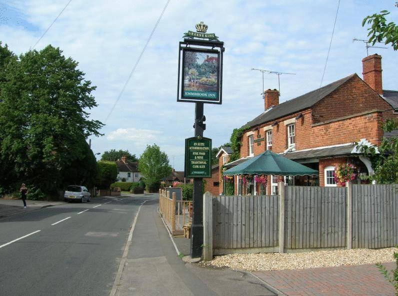 The Emmbrook 4*