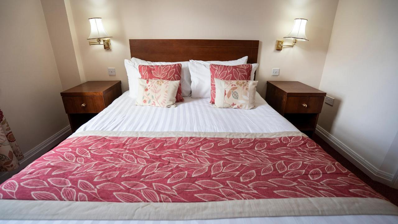 Hotel The Emmbrook Wokingham