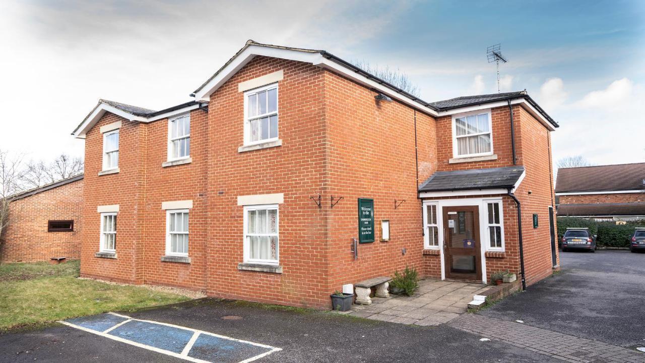 The Emmbrook 4* Wokingham